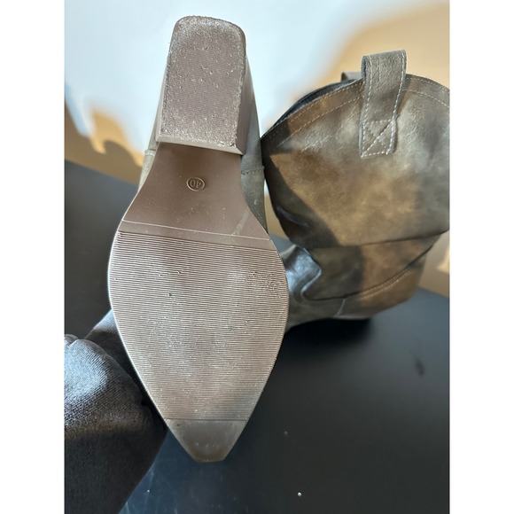 Womens Western Style Slouch Booties Taupe Pointed Toe Block Heel Ankle Boots 9,5 - Picture 5 of 5